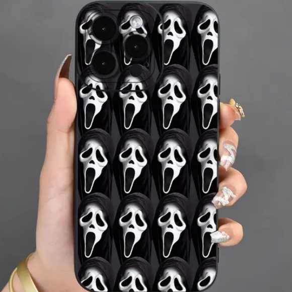 NWT!! GHOSTFACE FROM THE ICONIC HORROR FILM SCREAM IPHONE CASE !! - Picture 11 of 14